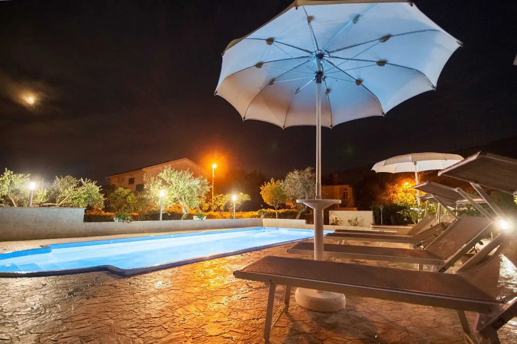 1-Bedroom Apartment in Baška with Outdoor Pool
