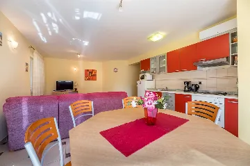 Baška Apartment with Air Conditioning (4–6 Guests)