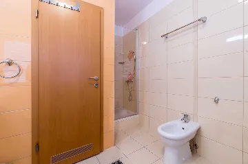 Baška Apartment with Air Conditioning (4–6 Guests)