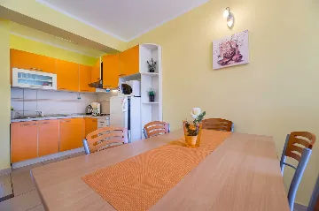 Baška Apartment for 4–6 Guests with Wi‑Fi