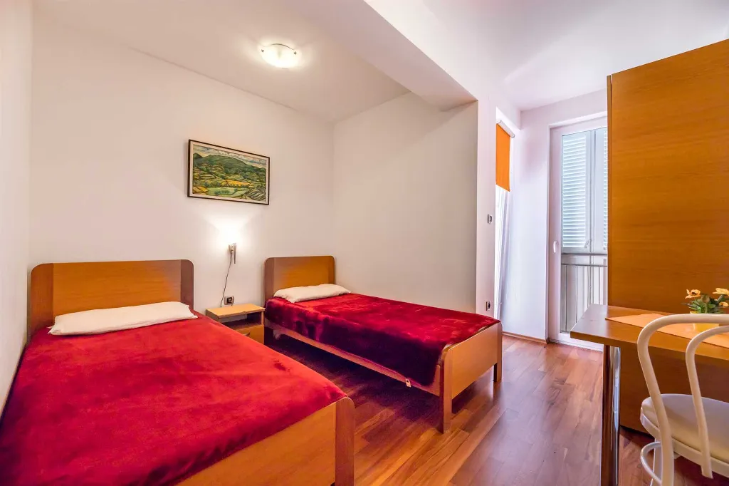 Baška Apartment for 4–6 Guests with Wi‑Fi