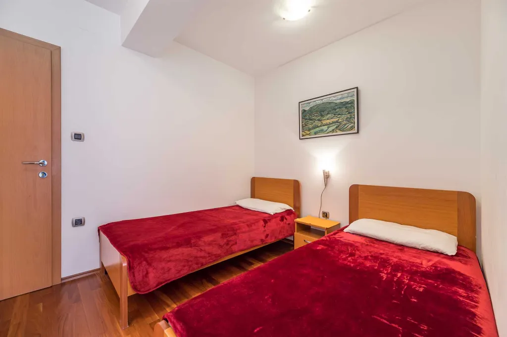 Baška Apartment for 4–6 Guests with Wi‑Fi