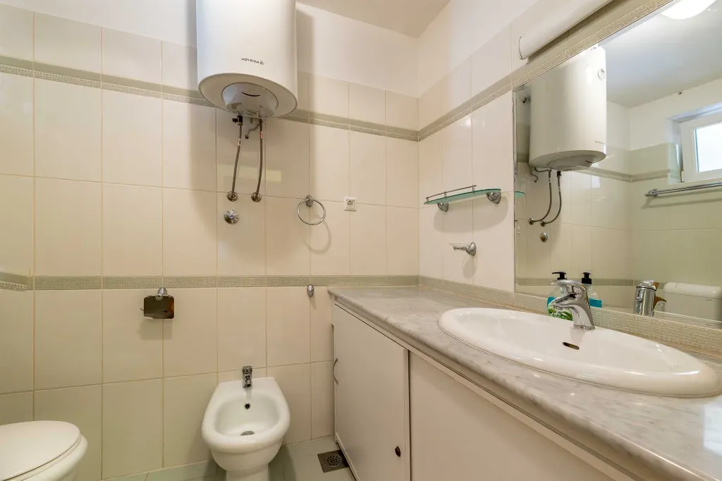 Baška Apartment for 4–6 Guests with Wi‑Fi