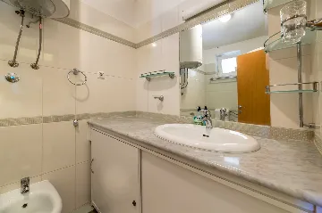 Baška Apartment for 4–6 Guests with Wi‑Fi