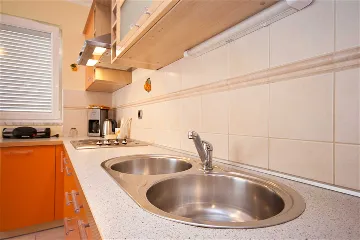 Baška Apartment for 6 Guests with Terrace & BBQ