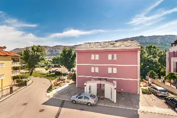 Baška Apartment for 6 Guests with Terrace & BBQ