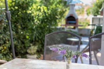 Baška Apartment for 6 Guests with Terrace & BBQ