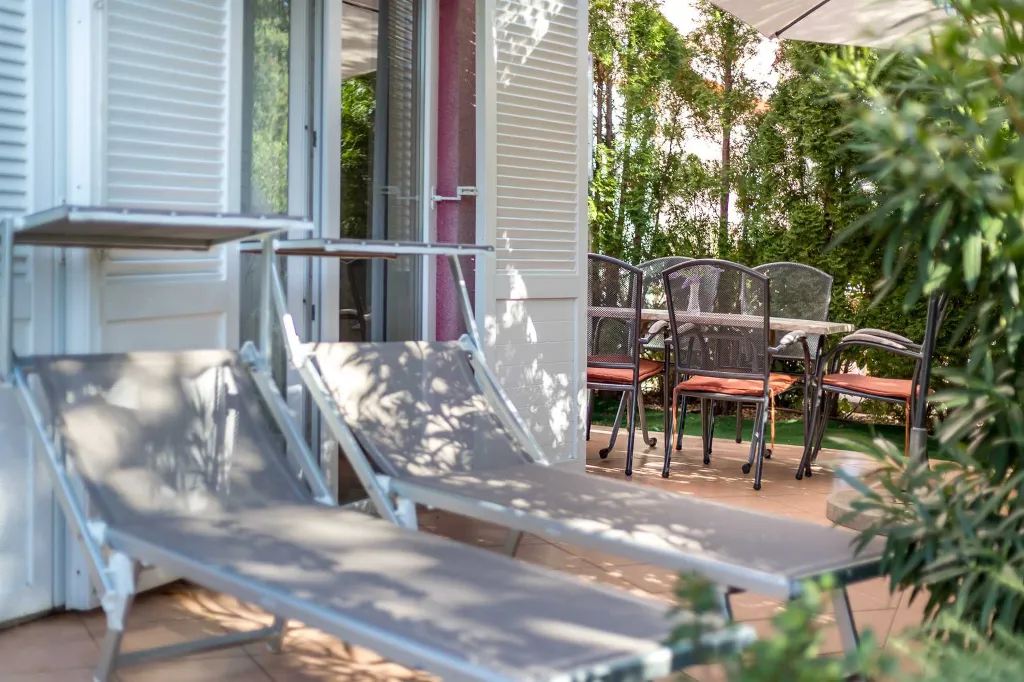 Baška Apartment for 6 Guests with Terrace & BBQ