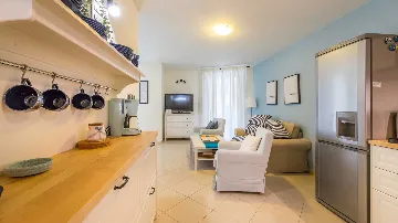 Baška 2-Bedroom Apartment with Terrace & Barbecue