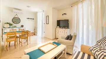 Baška 2-Bedroom Apartment with Terrace & Barbecue