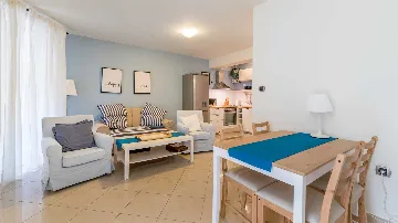 Baška 2-Bedroom Apartment with Terrace & Barbecue