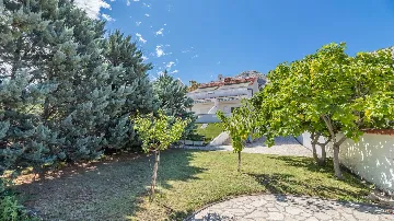 Baška Apartment for Up to 4 Guests with Balcony