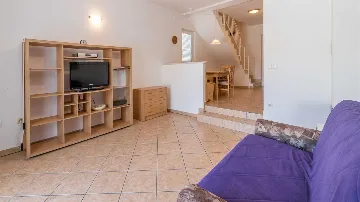 Baška Apartment for Up to 4 Guests with Balcony