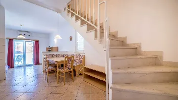 Baška Apartment for Up to 4 Guests with Balcony