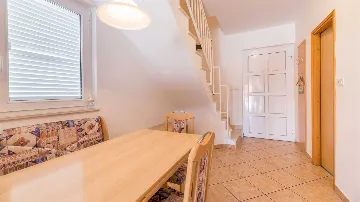 Baška Apartment for Up to 4 Guests with Balcony