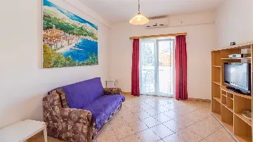 Baška Apartment for Up to 4 Guests with Balcony