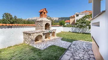 2-Bedroom Villa in Baška for up to 6 Guests