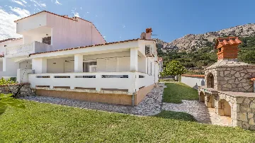 2-Bedroom Villa in Baška for up to 6 Guests