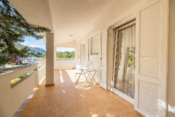 2-Bedroom Villa in Baška for up to 6 Guests