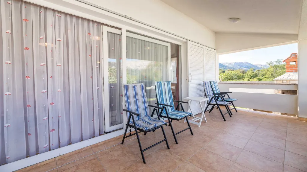 2-Bedroom Villa in Baška for up to 6 Guests