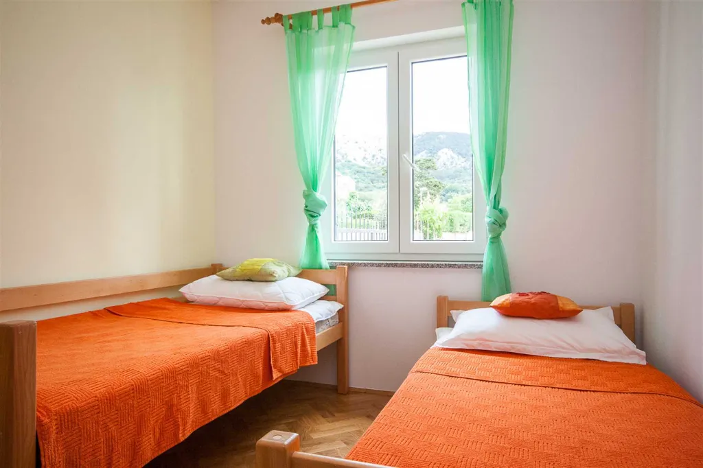 2-Bedroom Apartment in Baška for up to 5