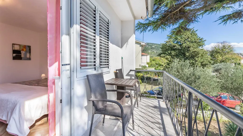 Two-Bedroom Apartment in Baška for Up to 4