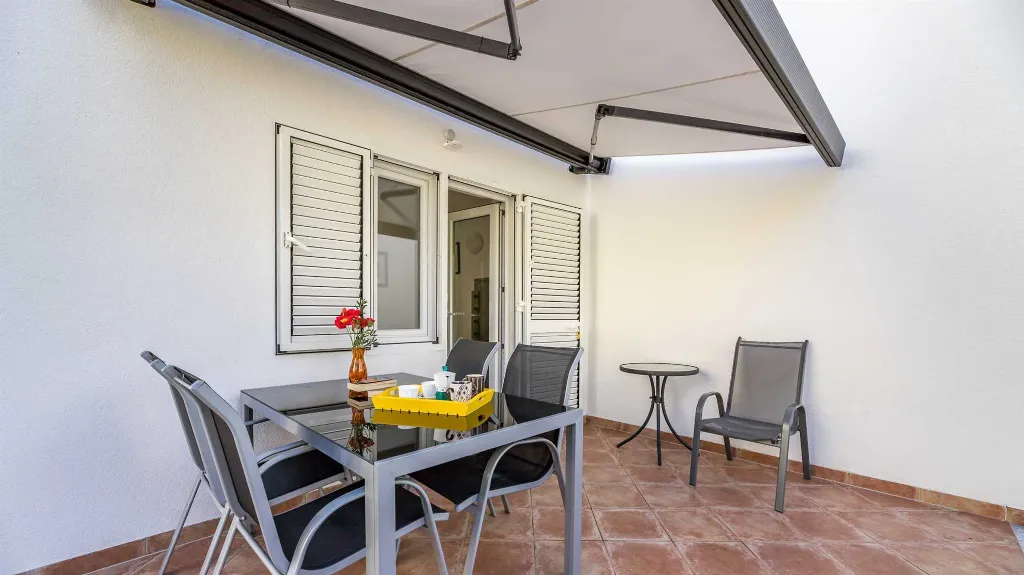 Two-Bedroom Apartment in Baška for Up to 4