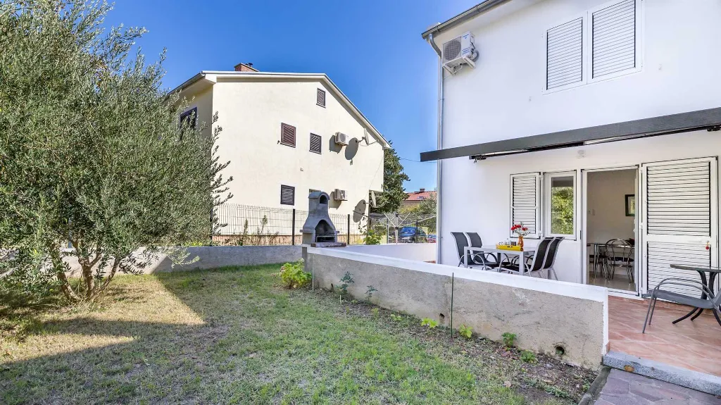 Two-Bedroom Apartment in Baška for Up to 4