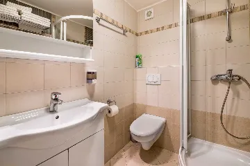 Apartment with Terrace and Sea View in Baška