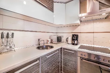 Apartment with Terrace and Sea View in Baška