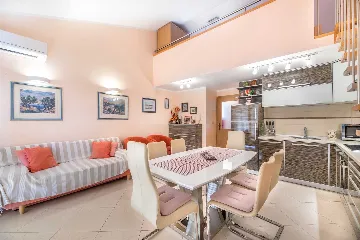 Apartment with Terrace and Sea View in Baška