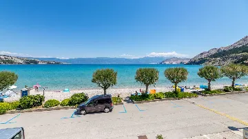 Studio in Baška with Sea-View Terrace