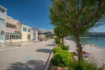 Studio in Baška with Sea-View Terrace