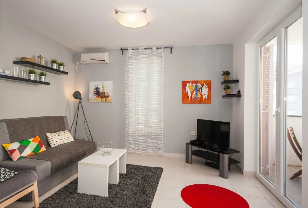 1-Bedroom Apartment in Baška with Parking