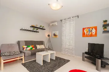 1-Bedroom Apartment in Baška with Parking