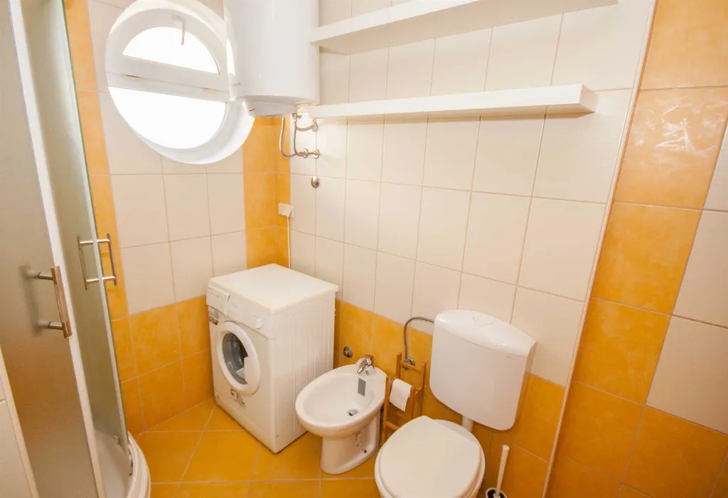1-Bedroom Apartment in Baška with Parking