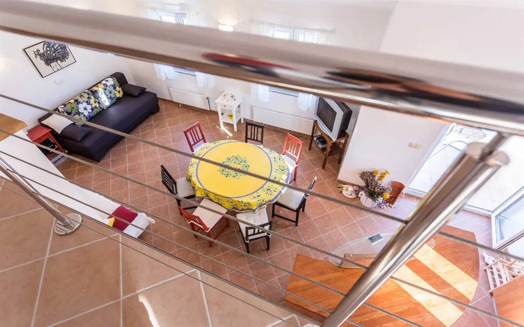 Baška 1-Bedroom Apartment with Sea View for 4