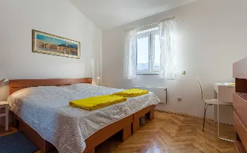 Baška 1-Bedroom Apartment with Sea View for 4