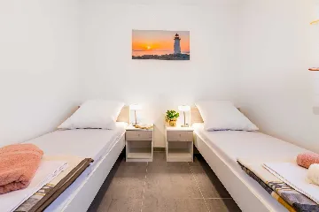 Apartment with Mountain and Sea Views in Baška