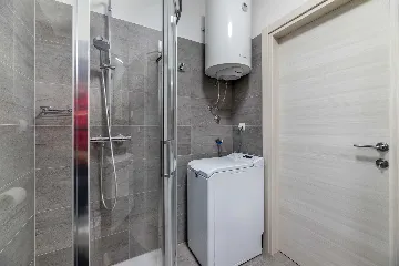 Apartment with Mountain and Sea Views in Baška