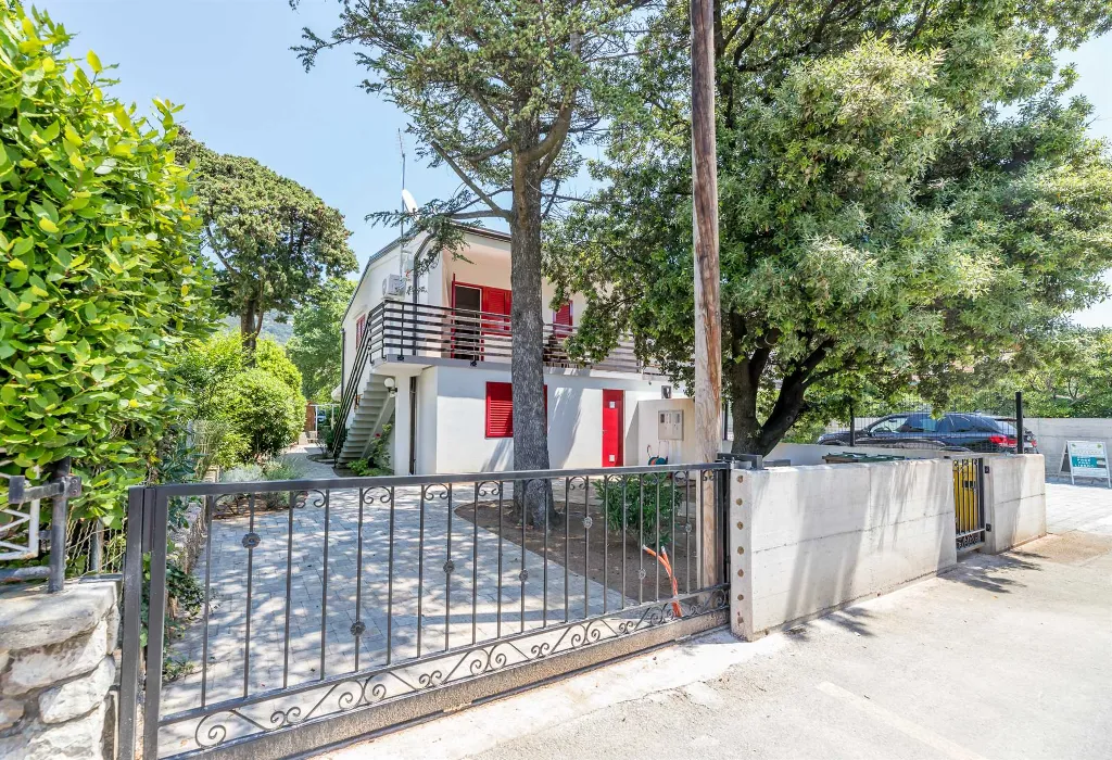 2-Bedroom Apartment in Baška for up to 4