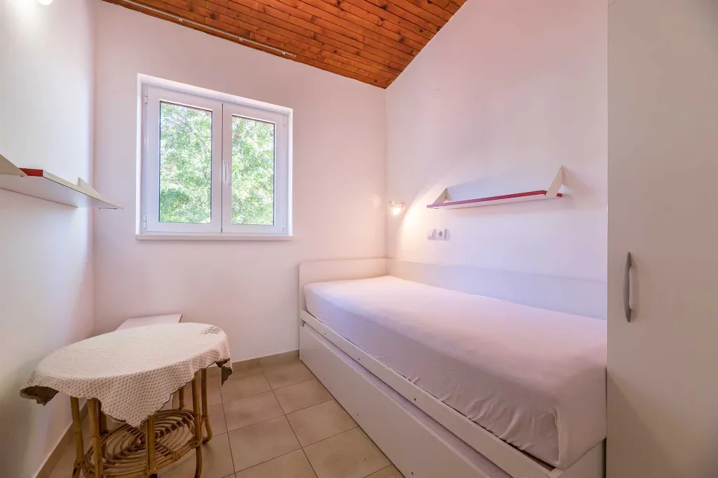 2-Bedroom Apartment in Baška for up to 4