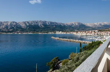 One-Bedroom Apartment with Sea View in Baška