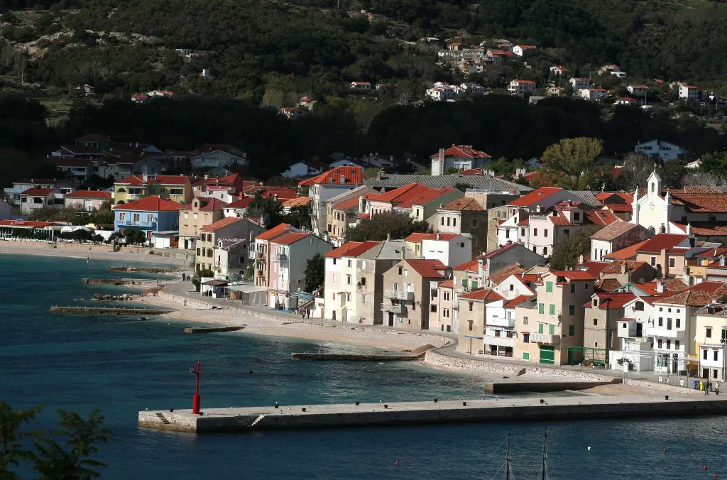 Baška 1-Bedroom Apartment for Up to 4 Guests