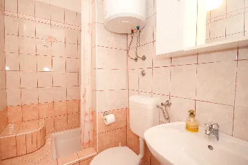 Baška Studio Apartment with Terrace and BBQ