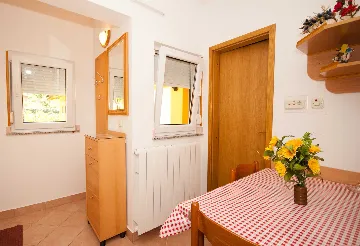 Baška Studio Apartment with Terrace and BBQ