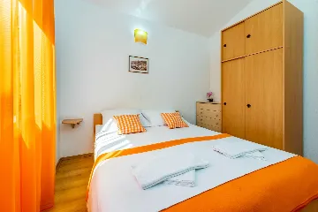 2-Bedroom Apartment in Baška for Up to 5 Guests
