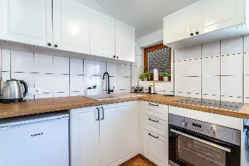 2-Bedroom Apartment in Baška for Up to 5 Guests
