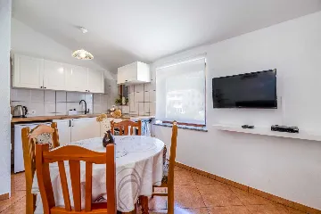 2-Bedroom Apartment in Baška for Up to 5 Guests