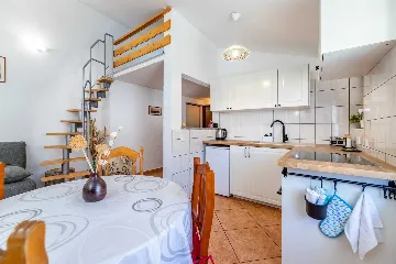 2-Bedroom Apartment in Baška for Up to 5 Guests